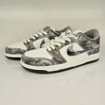 کفش کتانی سفید طوسی روشن نایک NIKE dunk